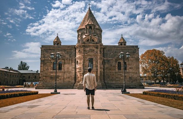 Private Tour to Etchmiadzin and Zvartnots from Yerevan