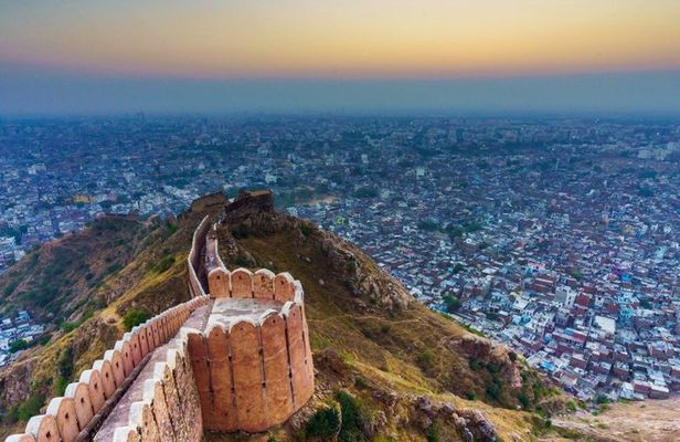 Jaipur Half Day Tour with Amer Nahargarh Fort and Monkey Temple