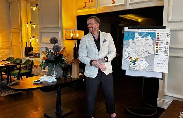 Berlin Wine Tour with Local Sommelier and Tastings