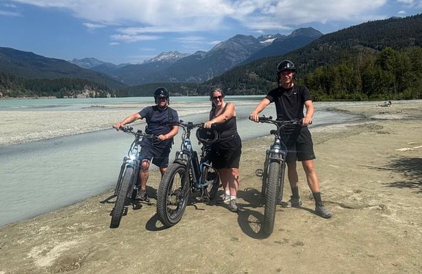 Whistler Glacier Air Sunrise Experience