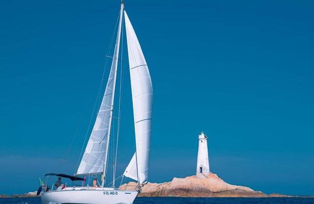 Escursione nell'Arcipelago Della Maddalena da Cannigione