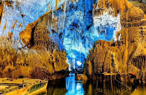 Small-Group Tour to Jeita Grotto, Harissa & Byblos with Lunch