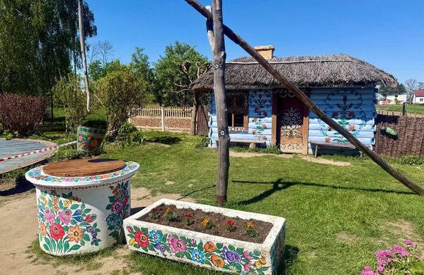Full-Day Zalipie Painted Village Guided Tour