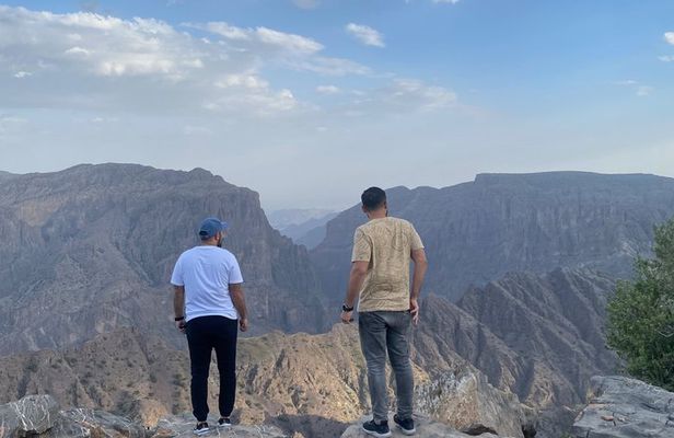 3 Days Experience Oman Nature and culture with an Omani Guide-4WD
