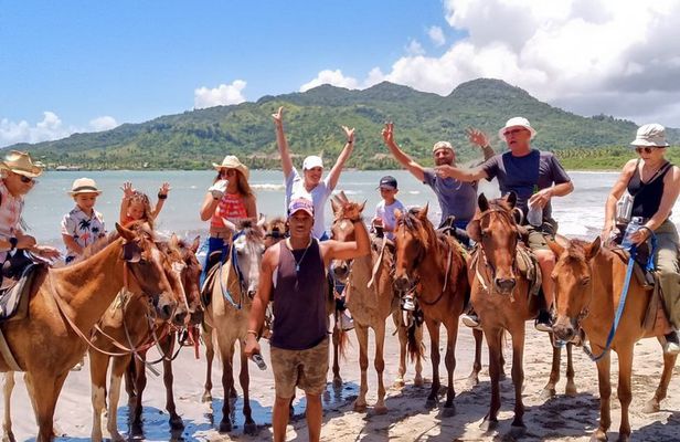 Maimon Beach Horseback Riding Adventure for Cruise Ship Passenger