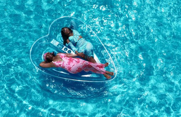 HeartShape Clear kayak ARUBA Video + Pictures 24HoursDelivery