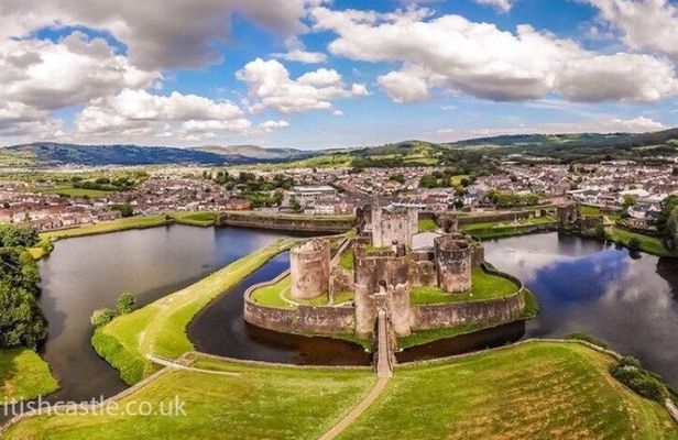 Private South Wales Tour with London Heathrow Pickup