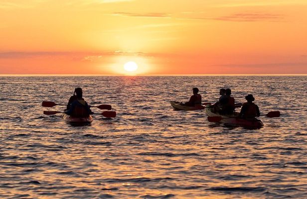 Sunrise Kayak Tour in Tossa de Mar