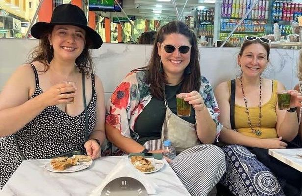 Taste of Tangier Medina Food Walk with Home Style Meal
