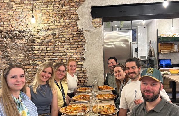 Verona Handmade Pizza and Iconic Dessert Making with Gelato