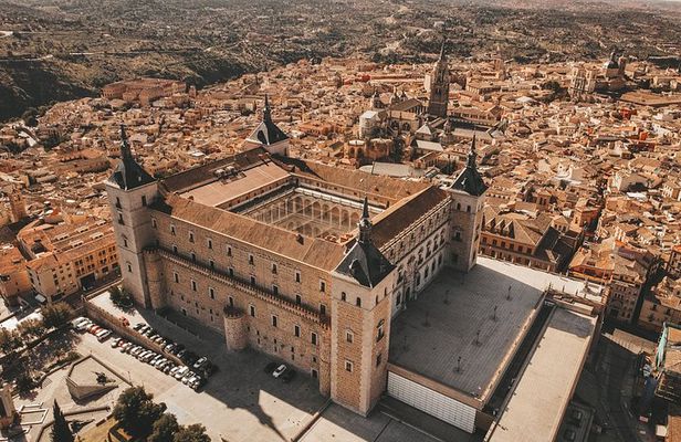 Toledo Half-Day Small Group Tour with Hotel Pickup from Madrid
