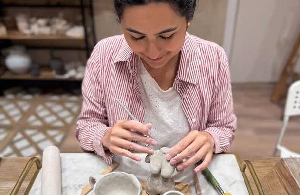 Ceramics and Wine Workshop in Barcelona
