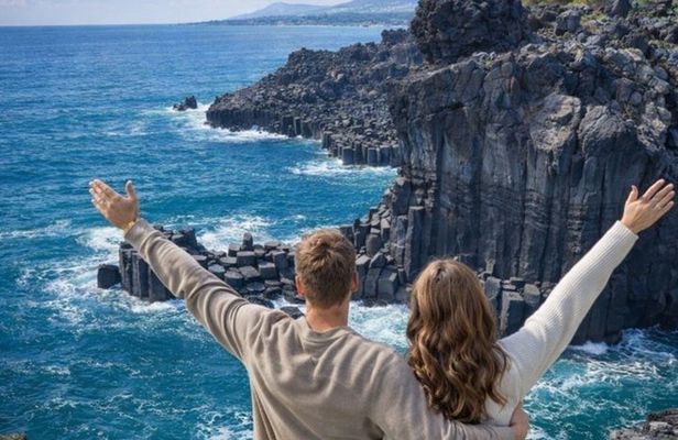 Jeju South and West Highlights Tour with Hallasan and Lava Cliff