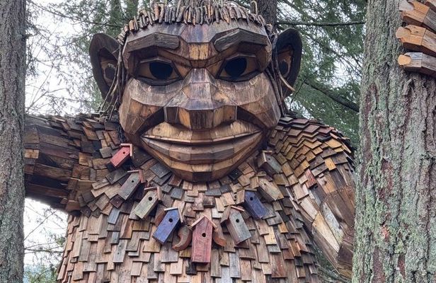 Seattle City Highlights and Snoqualmie Falls Small Group