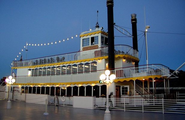 Lake Mead Sunset Dinner Cruise
