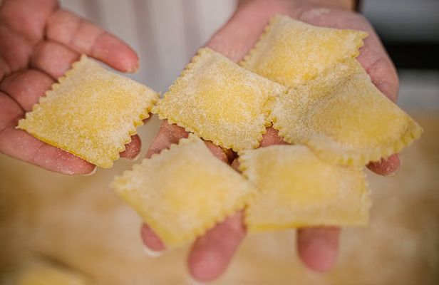 Top Class in Fettuccine, Ravioli, and Tiramisu