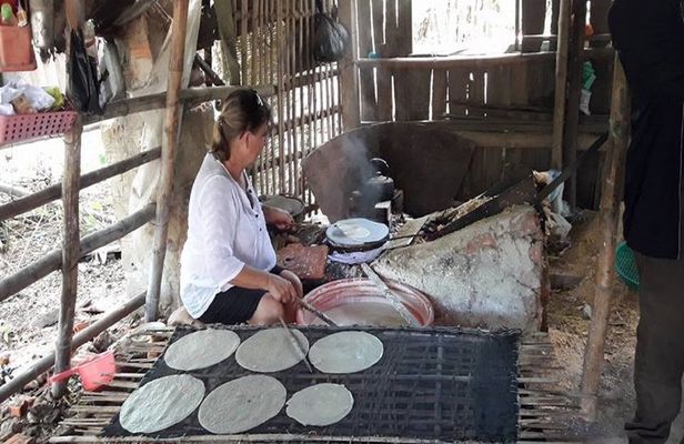 Hoi An Mat Weaving-Insense Making-Carpentry-Wet Rice Paper Tour