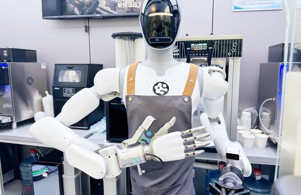 Guangzhou High Tech tour Robot,Drone Delivery and Driverless Taxi