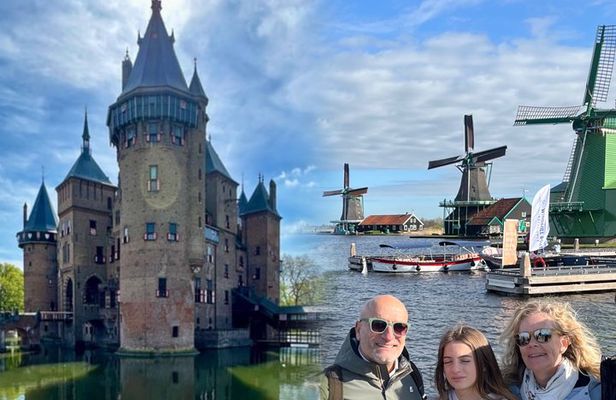 Amsterdam: Best Private Tour Windmills, Castle and Volendam