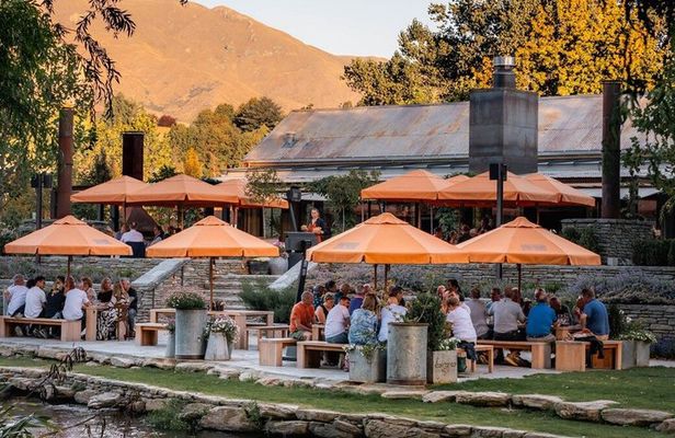 Discover Queenstown – Private Wine Tour with Top 4 Wineries