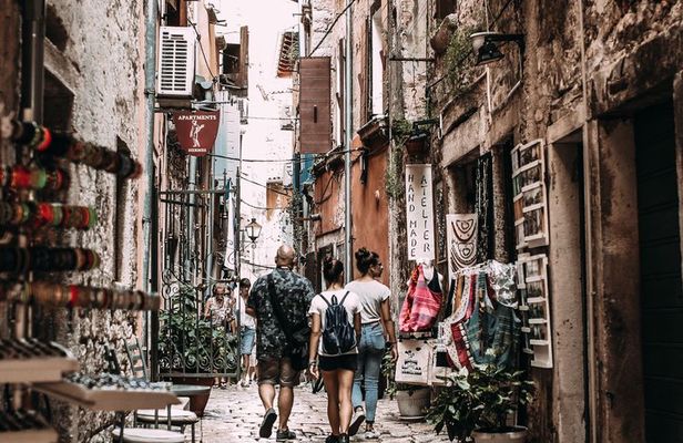 Zanzibar Spice Farm & Stone Town Walking Tour with Hotel Pickup