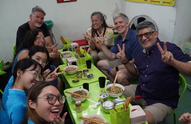 Da Nang Food tour by Motorbike with Female Rider | KissTour