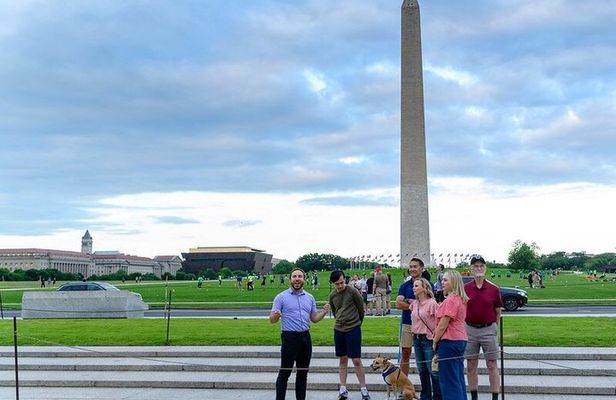 DC’s Ultimate National Mall Tour: DC By Moonlight