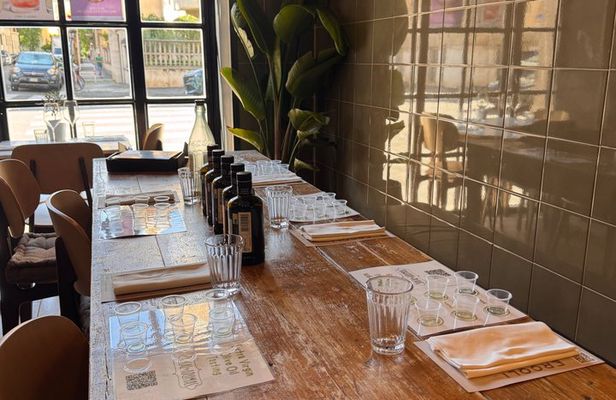 Extra Virgin Olive Oil Tasting in Rome