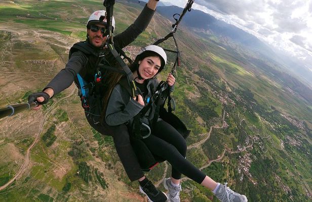 Tandem Paraglider in the Atlas with Transfer from Marrakech