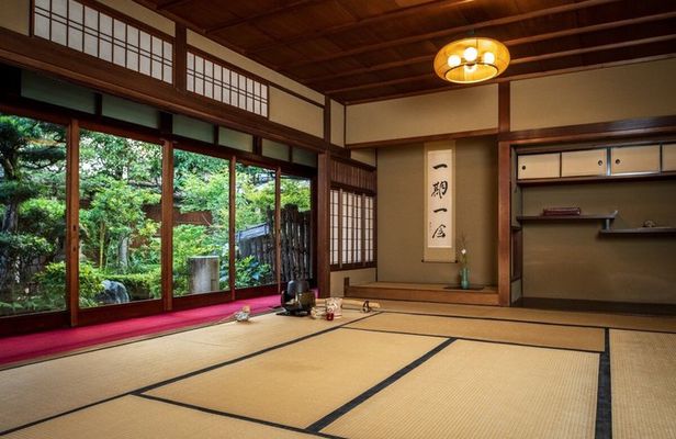 Kimono Tea Ceremony at Kyoto Maikoya, NISHIKI