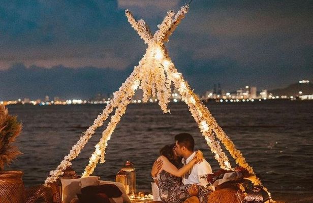 Private Island Dinner with Bonfire, DJ and Cartagena Skyline