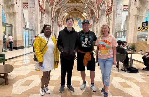 Detroit City Highlights Walking Tour Downtown Landmarks