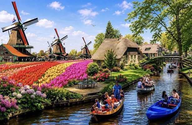 Private Day Tour Windmills and Giethoorn Included Boat Tour