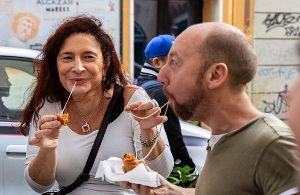 NEW! Trastevere Private Food Tour in Rome with Wine Tasting