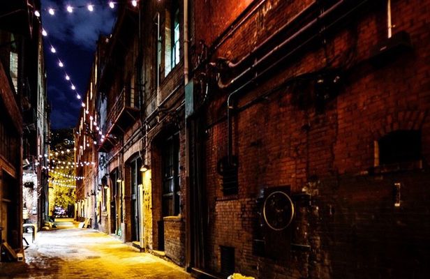 Seattle Pioneer Square Ghost Tour and Pub Crawl
