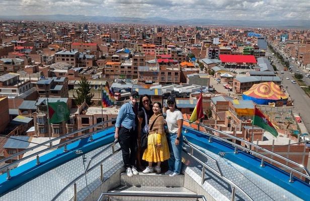 El Alto private tour: Andean Culture, Cholet and Cholita Market