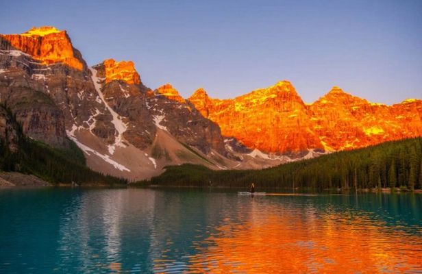 From Canmore/ Banff: Sunrise Moraine Lake and Lake Louise