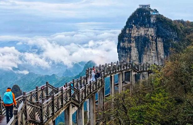 2-Day ZJJ Full Highlighted Tour (Mt.Avatar&Tianmen+Glass Bridge)