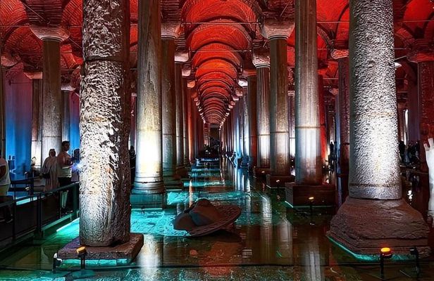 Basilica Cistern Private Expert Guided Tour by HAN Priority Entry