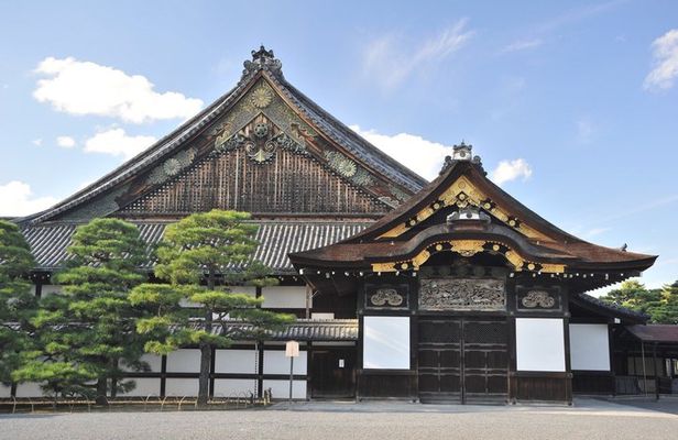 Kyoto Morning Tour: Kinkaku-ji, Nijo Castle & Imperial Palace