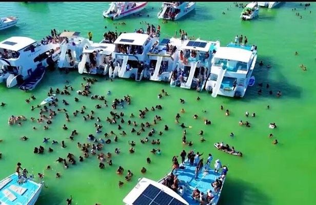 Punta Cana Adults-Only Hip Hop Party Boat with Live DJ, Open Bar