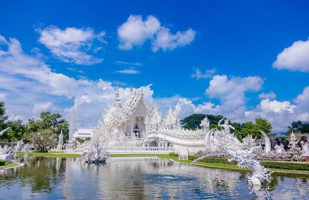 Chiang Rai 4 Temples and Lalitta Cafe Full Day Tour with Transfer