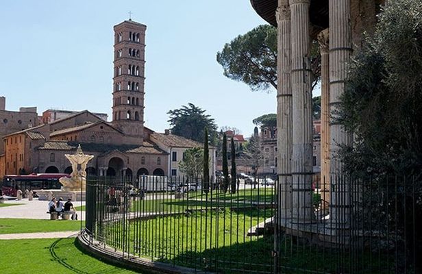 Rome Ancient City Tour From Mouth of Truth to the Colosseum