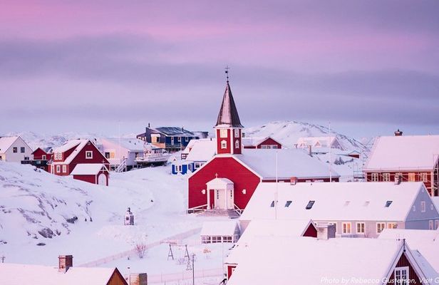 Nuuk Walking Tour with Guided Museum Visit & Greenlandic Tasting