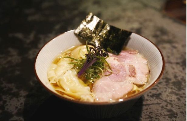 Sapporo Ramen Tour with Three Mini Bowls