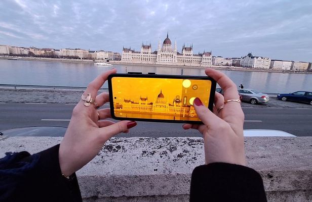 Budapest Private Car Sightseeing Tour 30+ Attractions in 3 hours