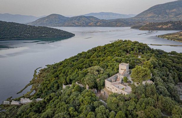 Ksamil: Lake Boat Tour With Swimming Mercedes Ride Food&Drinks