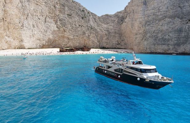 5-Hour Yacht Cruise around Zakynthos & Shipwreck