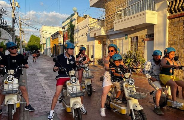Cultural and Tasting Electric Motorcycle City Tour in Santa Marta