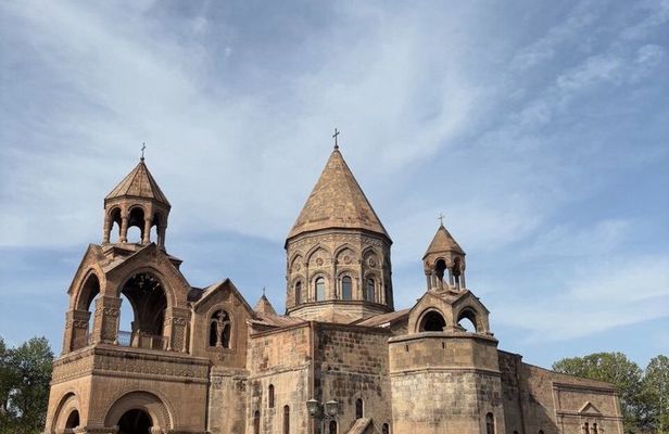 Explore Zvartnots Temple with Private Coach Tour